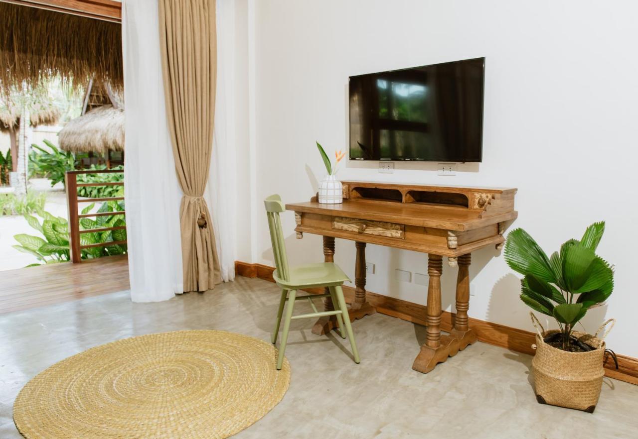 Las Palmas Villas And Casitas Siargao General Luna  Kültér fotó